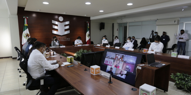  Inicia jornada electoral extraordinaria en Oaxaca  