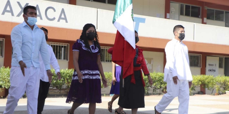Más de dos mil personas fueron parte del Bloque Deportivo “Lunes del Cerro 2022”