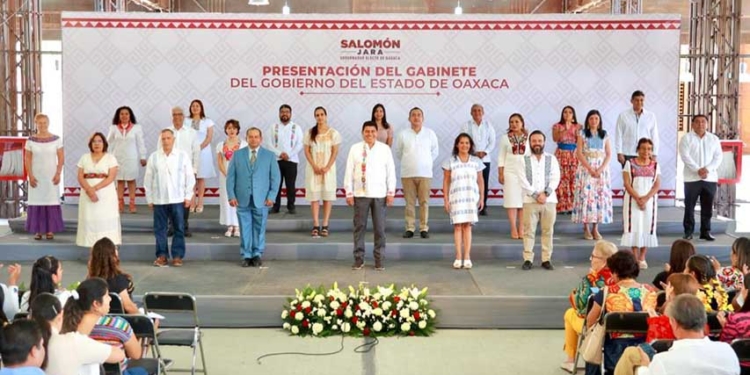 Anuncia Gobernador electo de Oaxaca segunda parte de su gabinete paritario