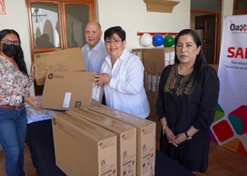 Entrega Titular de SSO equipo de cómputo para áreas de Salud