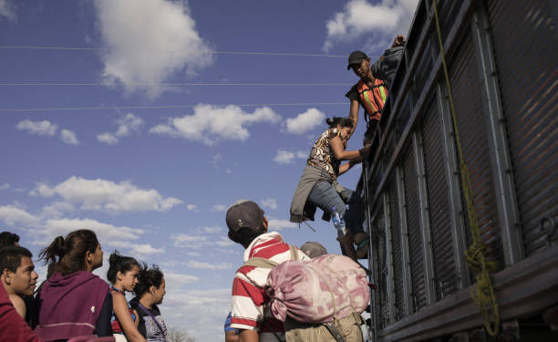 FGR OBTIENE VINCULACIÓN A PROCESO CONTRA DOS PERSONAS POR TRANSPORTE MIGRANTES EN OAXACA