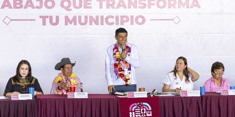 FGEO localiza restos de una persona sin vida, además de detener a siete en cateo