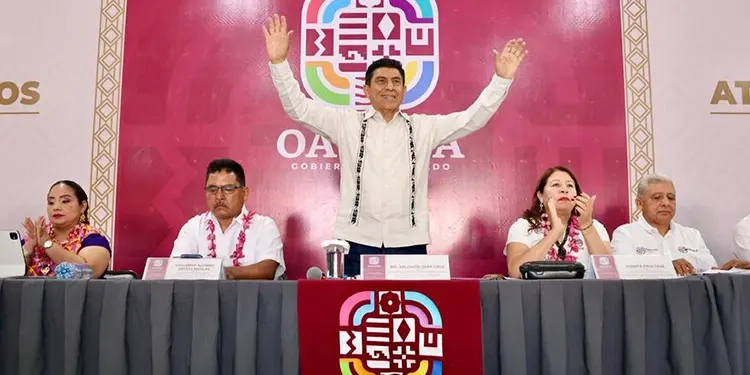 Atiende Coesfo incendio forestal en San Lorenzo Albarradas