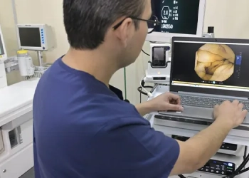 FGEO rescata a niña, la regresa con su  madre y detiene a dos familiares